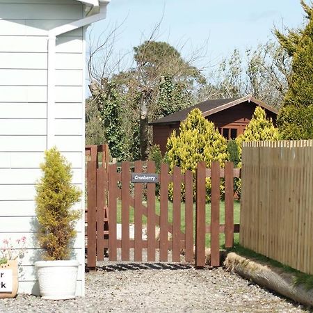 Family Friendly Rural Lodge Truro Exterior photo