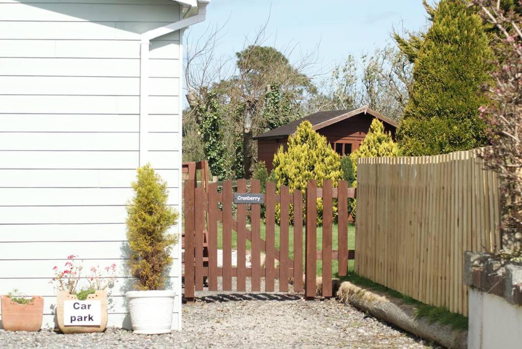 Family Friendly Rural Lodge Truro Exterior photo